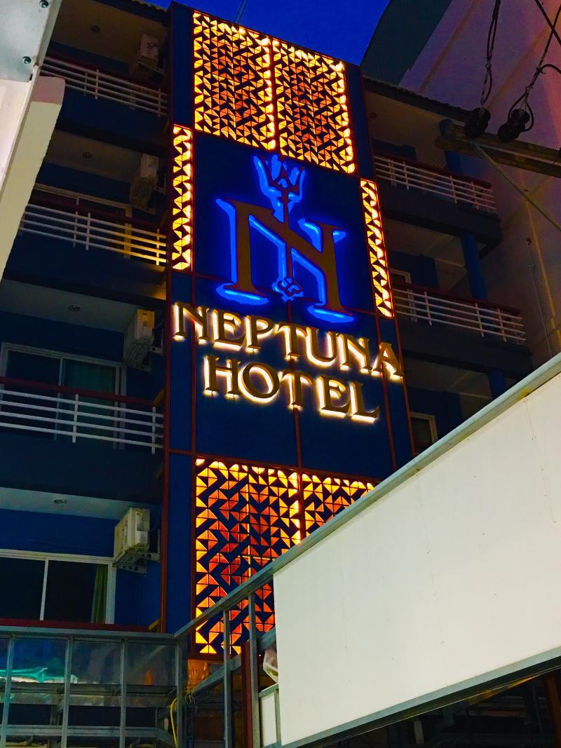 Neptuna Hotel By Maduzi Phuket Kültér fotó